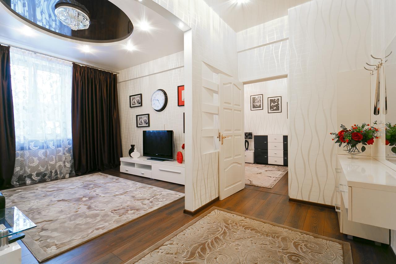 Ferienwohnung Flatcomfort Nezavisimosti 44 Minsk Exterior foto